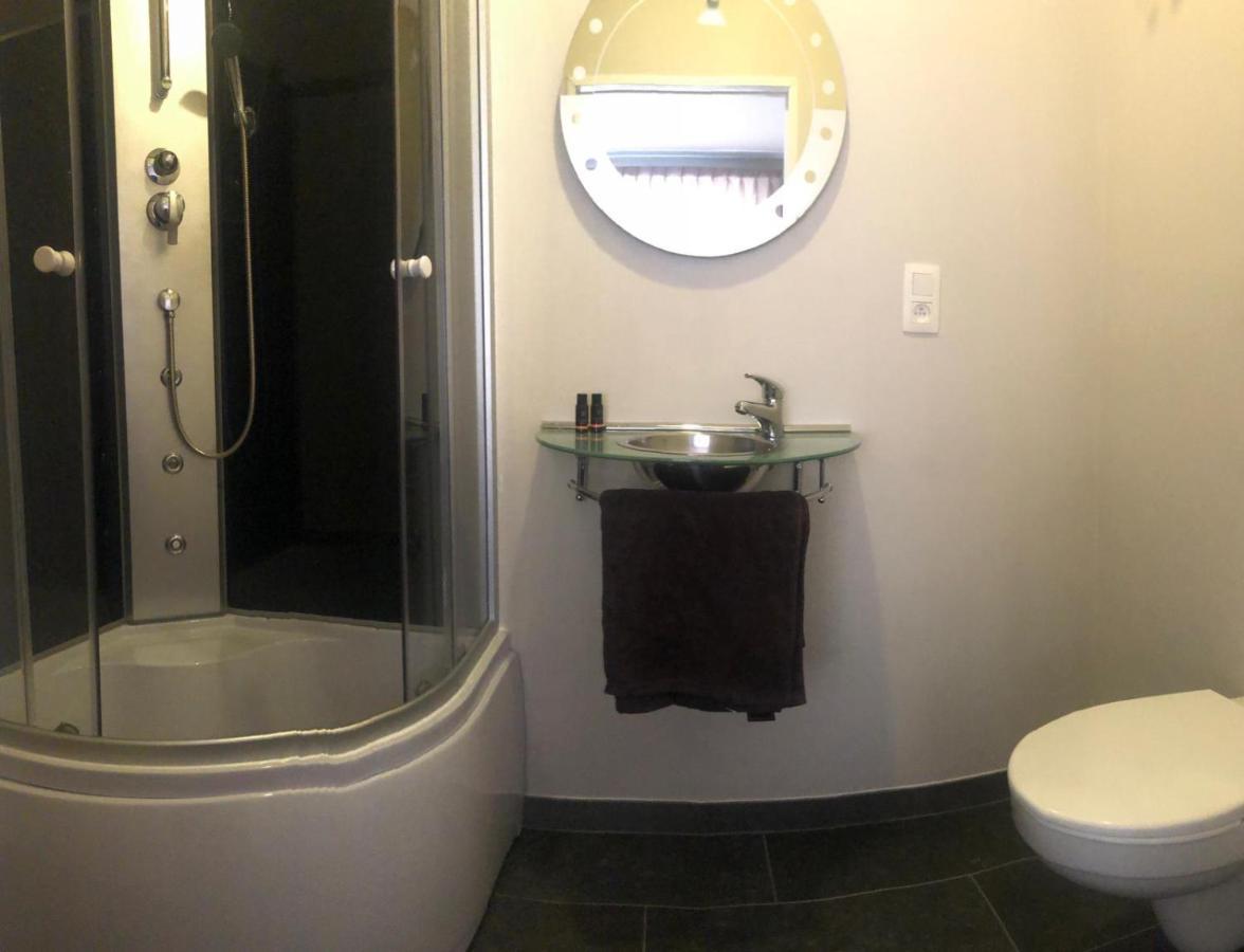 Guesthouse Deladix 하셀트 외부 사진
