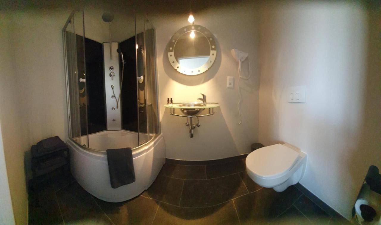 Guesthouse Deladix 하셀트 외부 사진